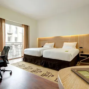 Отель Hilton Garden Claridge