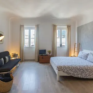  Apartamento Piazza Del Mercato Itália